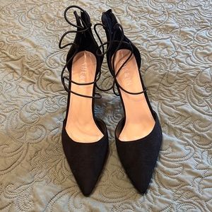 Women’s heels. Black. Euro size 41. Suede feel.